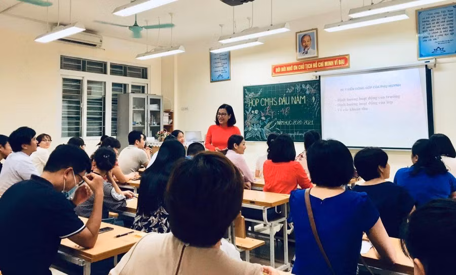 Cha mẹ học sinh có quyền giám sát việc thu, chi, quản lý sử dụng các khoản đóng góp tự nguyện và khoản thu khác tại trường học. Ảnh minh họa: ITN