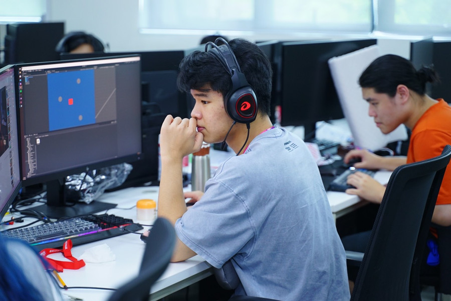 Sinh viên Trường ĐH Anh Quốc Việt Nam. Ảnh: NTCC