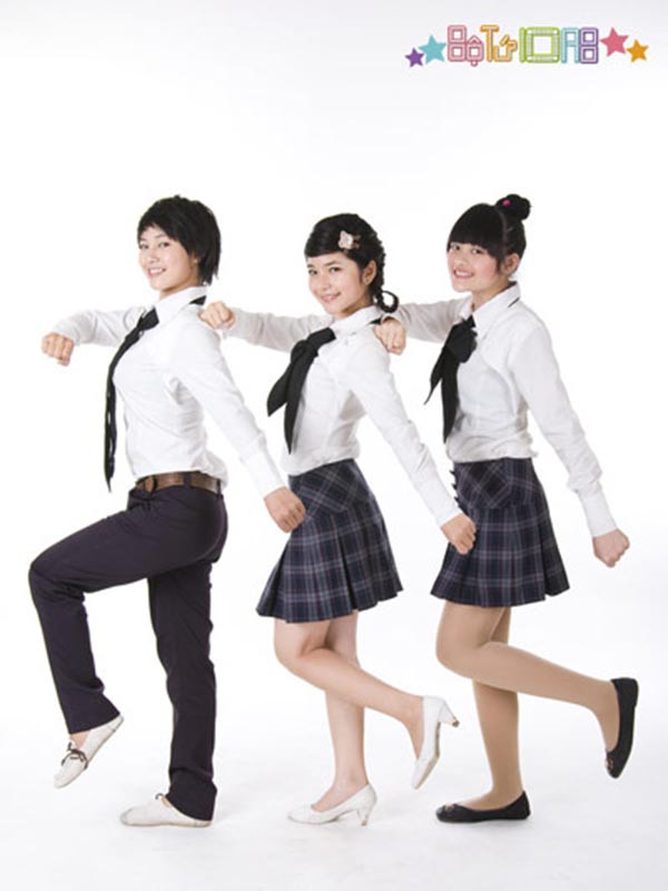 Bỏng mắt nhan sắc 2 hot girl nổi nhất “Bộ tứ 10A8“ ảnh 1