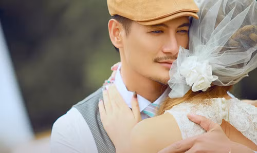 Trai tân ngã vào gái nạ dòng chỉ sau một tin nhắn gửi nhầm giữa đêm - Ảnh 1