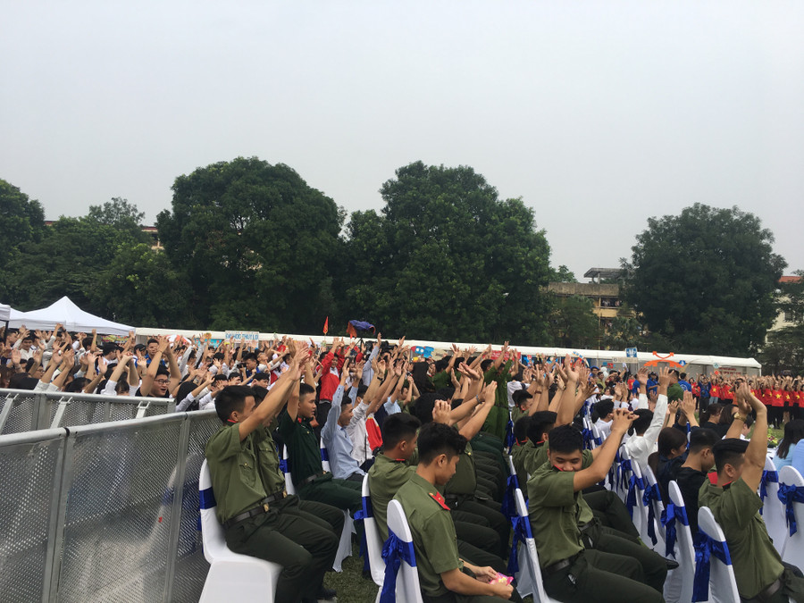 Đông đảo SV tham gia "Ngày hội Tân sinh viên - Vững bước tương lai 2018" Đông đảo SV tham gia "Ngày hội Tân sinh viên - Vững bước tương lai 2018"