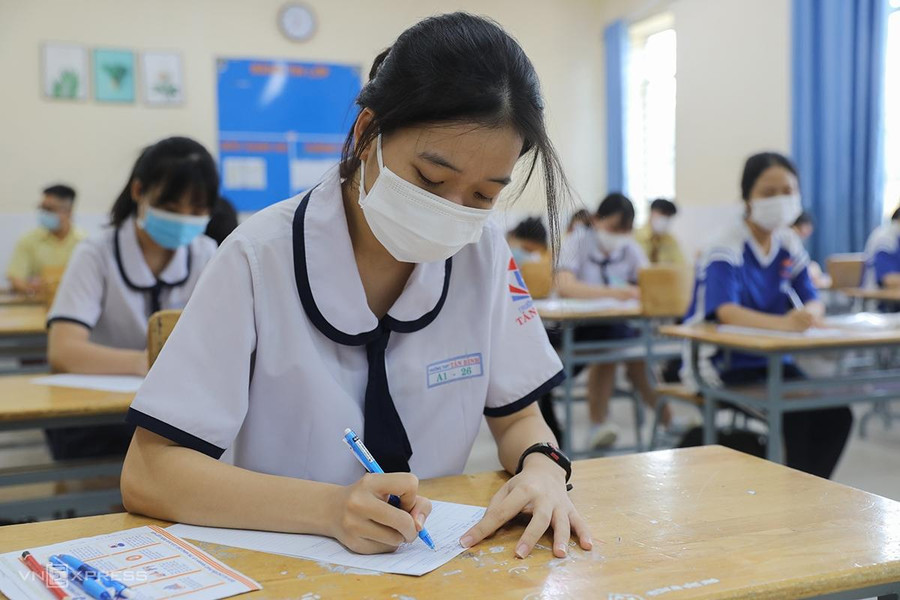 Thí sinh tham dự Kỳ thi tốt nghiệp THPT 2022. Ảnh: INT