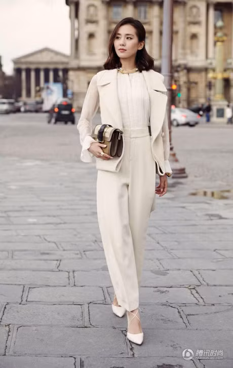 Dien quan au sanh dieu nhu sao Hoa ngu - Anh 10