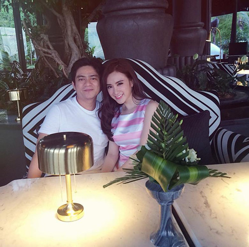 Angela Phương Trinh đang yêu bác sĩ hay trai Tây? ảnh 1 Angela Phương Trinh đang yêu bác sĩ hay trai Tây?