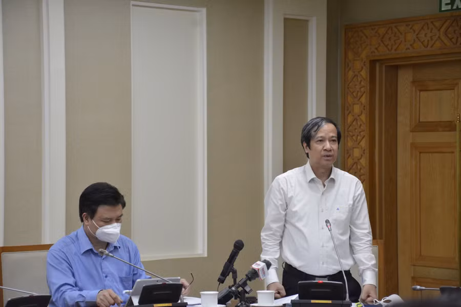 Bộ trưởng Bộ GD&amp;ĐT Nguyễn Kim Sơn phát biểu tại buổi làm việc.