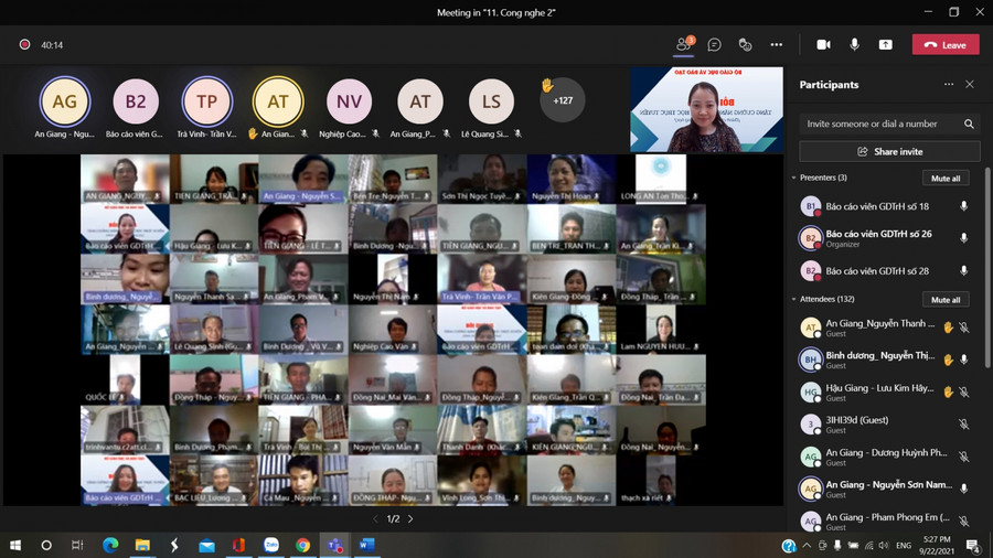 Giáo viên tham gia bồi dưỡng trực tuyến.