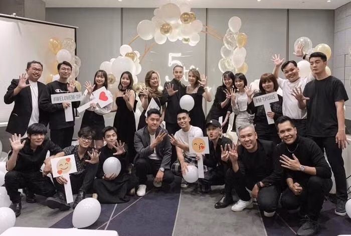 Sơn Tùng M-TP và Hải Tú công khai xuất hiện trong cùng một khung hình sau ồn ào "trà xanh".