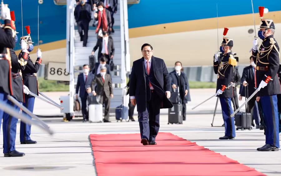 Chuyến thăm chính thức Cộng hòa Pháp là chuyến thăm song phương chính thức đầu tiên tới một quốc gia châu Âu của Thủ tướng Phạm Minh Chính kể từ khi nhậm chức. Ảnh: TTXVN.