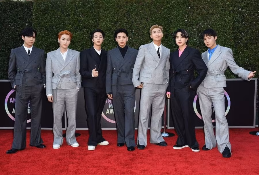BTS giành được hai giải thưởng lớn tại American Music Awards 2021.