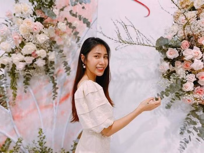 Thủy Tiên vô cùng rạng rỡ, hạnh phúc trong ngày sinh nhật của mình.