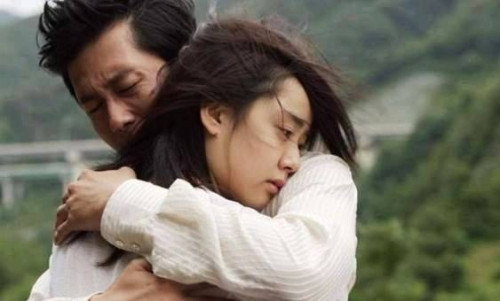 Chồng đại gia bật khóc nức nở trước màn đánh ghen thâm thúy của vợ - Ảnh 2