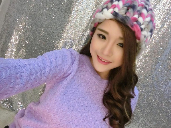 Cô nàng xinh đẹp như hot girl và câu chuyện chồng “soái ca” chăm vợ như báu vật gây sốt Cô nàng xinh đẹp như hot girl và câu chuyện chồng “soái ca” chăm vợ như báu vật gây sốt