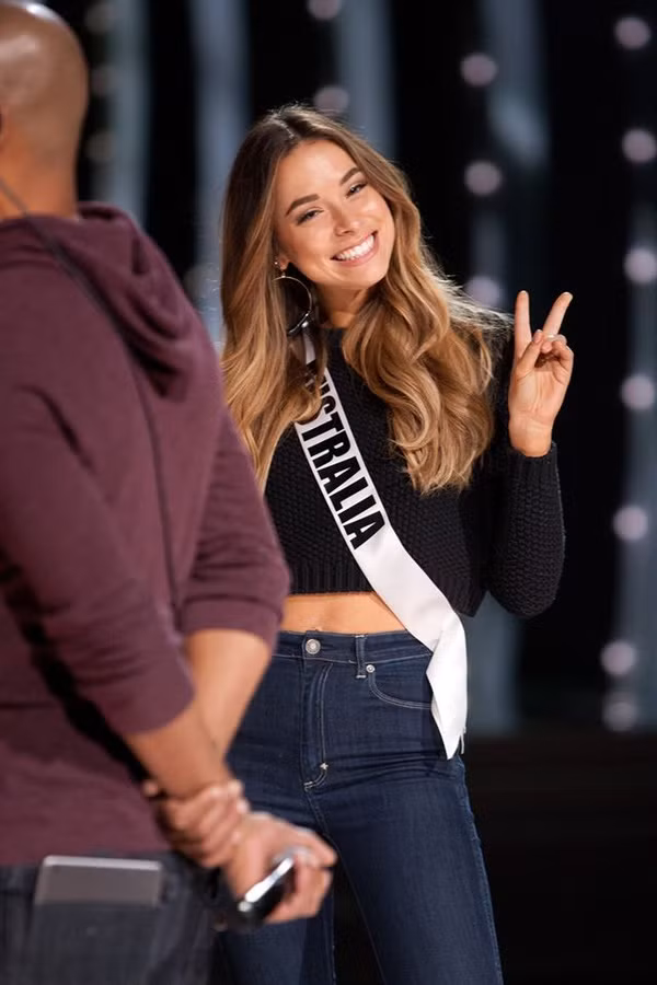 Toàn cảnh buổi tổng duyệt Chung kết Hoa hậu Hoàn vũ 2015 ảnh 9 Toàn cảnh buổi tổng duyệt Chung kết Hoa hậu Hoàn vũ 2015