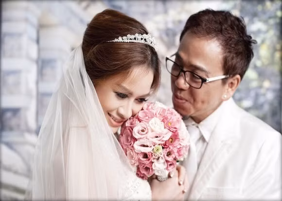 Chân dung người vợ trẻ kém nghệ sĩ Hồng Tơ 23 tuổi - Ảnh 7