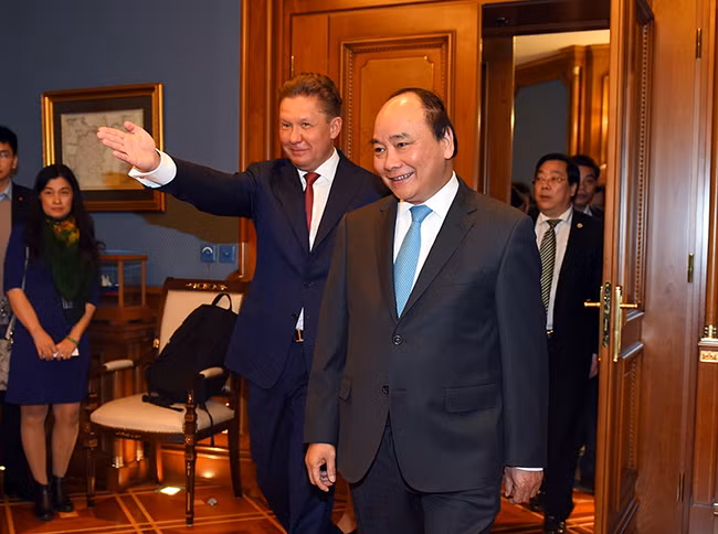 Thủ tướng Nguyễn Xuân Phúc thăm và làm việc với Tập đoàn Gazprom.