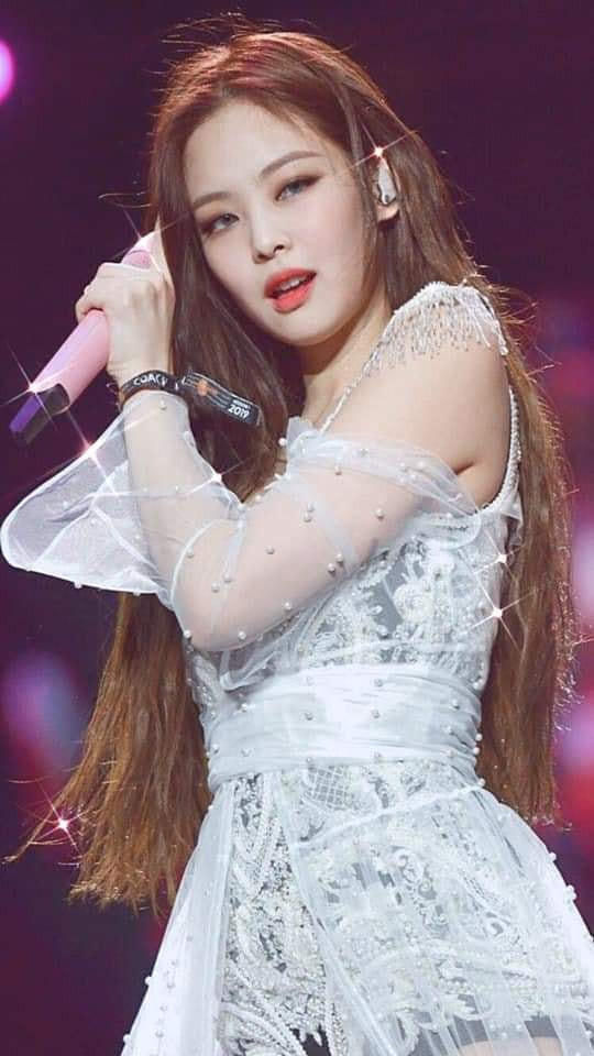 4 màu tóc nhuộm vừa tôn da lại sang chảnh, hot nhất đầu năm 2020 ảnh 1 Jennie96