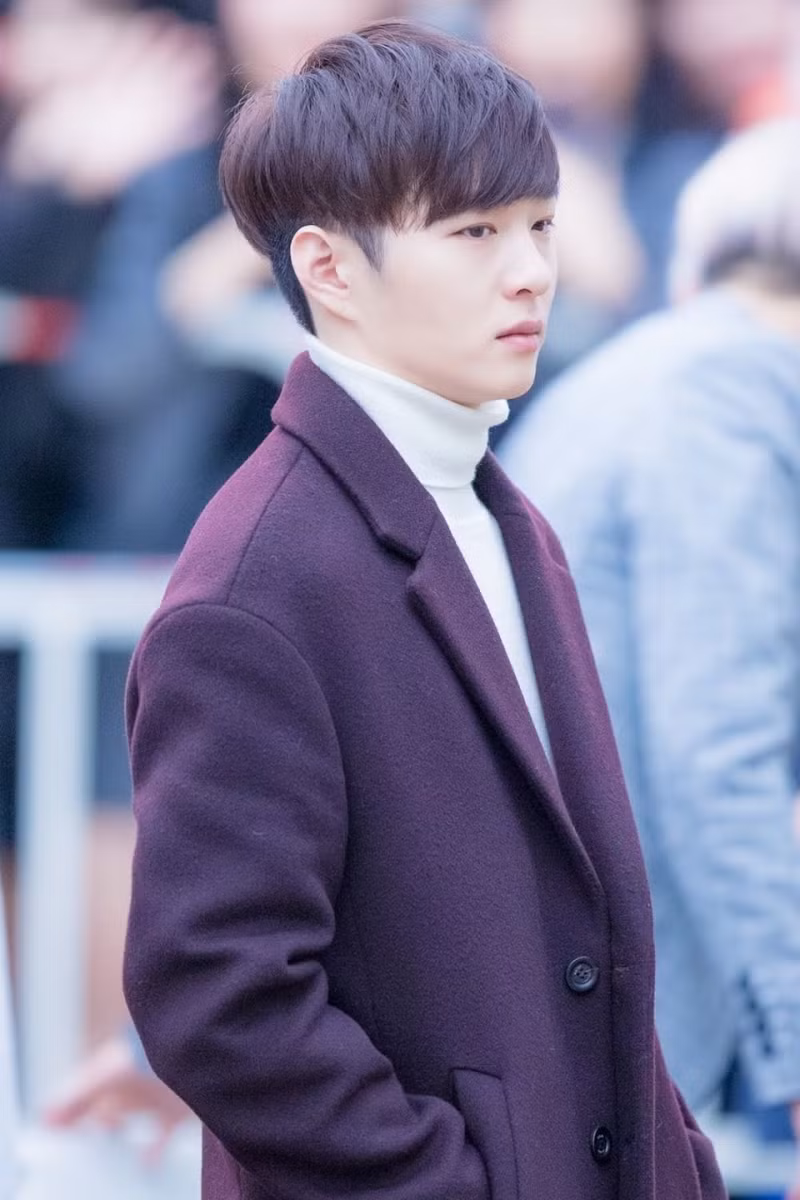 Changsub của BTOB: Changsub sở hữu ngoại hình đáng yêu, được biết đến là giọng ca chính của BTOB. Anh sinh ngày 26 tháng 2 năm 1991.