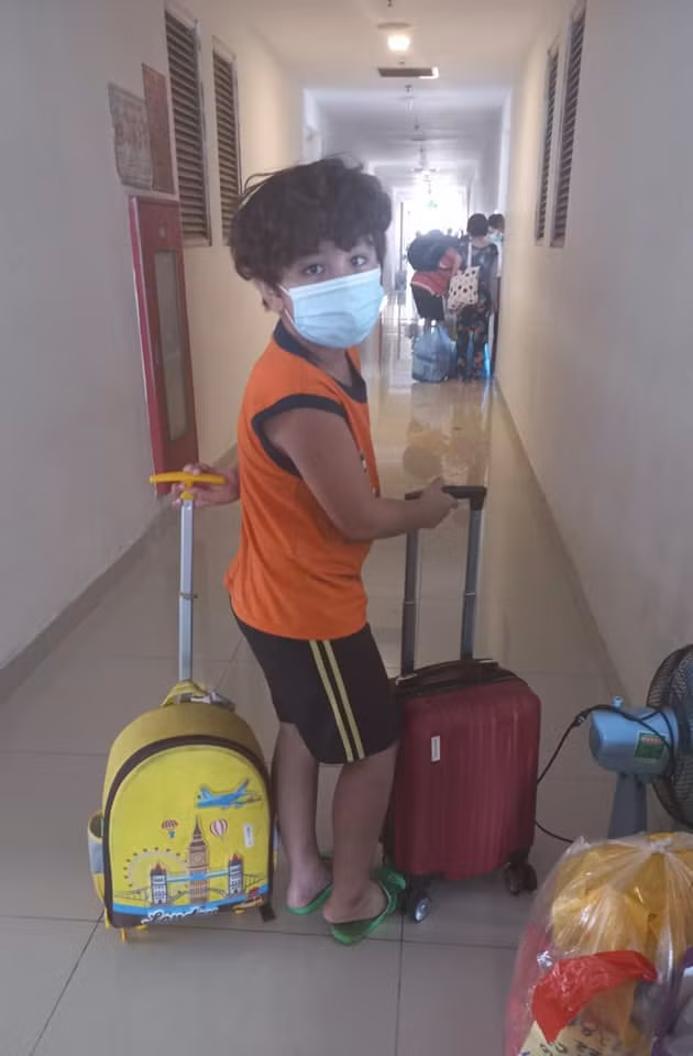 Hai mẹ con diễn viên Kim Đào đã được về nhà tự cách ly sau khi điều trị tại bệnh viện dã chiến.