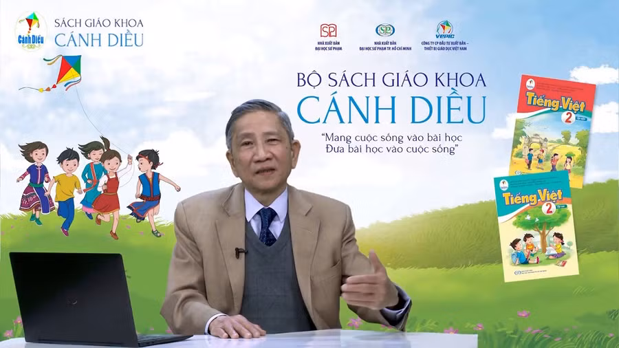 Giáo sư Nguyễn Minh Thuyết.