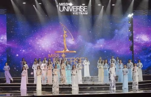 Hoa hậu Hoàn vũ 2008 được tổ chức tại Nha Trang.