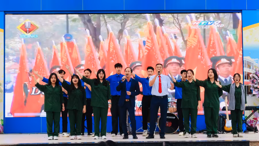 Những hình ảnh đáng nhớ tại Chuyên đề.