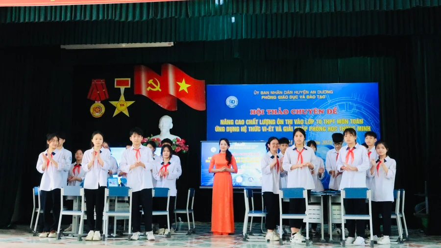 Cô trò Trường THCS Đặng Cương trong tiết dạy học.