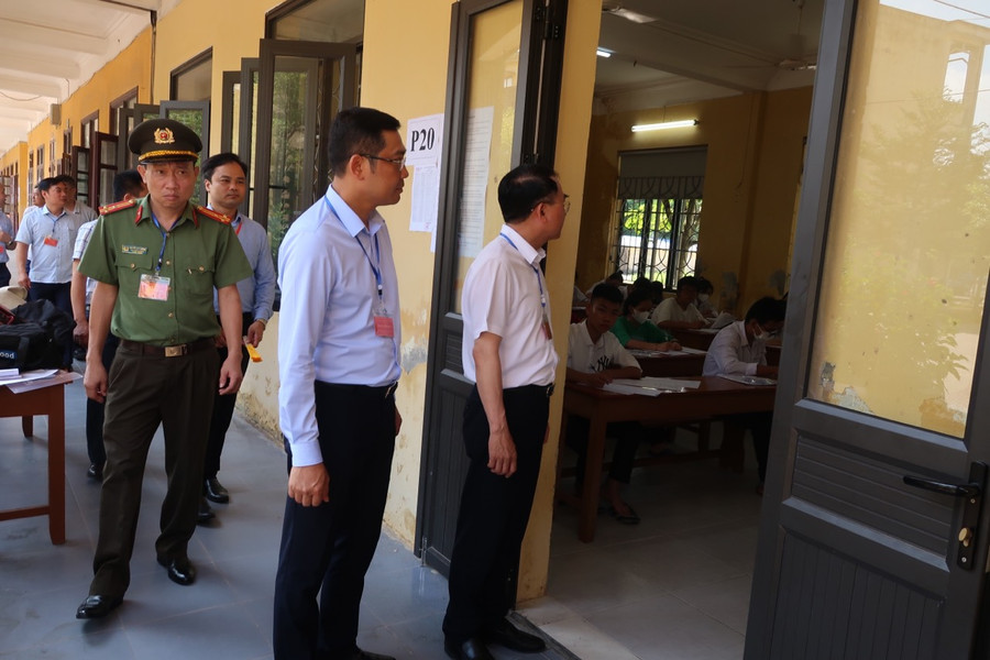 Lãnh đạo TP Hải Phòng kiểm tra công tác tổ chức thi vào lớp 10 THPT năm học 2023-2024.