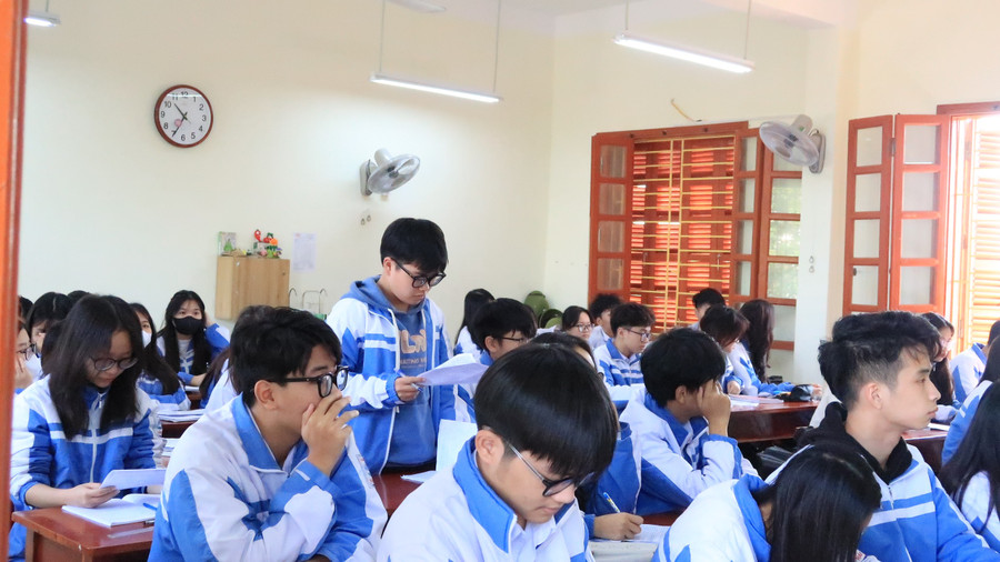 Theo nhiều em học sinh: Phương án thi 2+2 giảm áp lực thi cử.