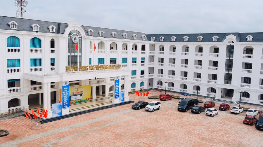 Điểm thi Trường THPT Hồng Bàng, quận Hồng Bàng sáng 4/6.