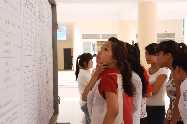 Bộ GD&ĐT dừng tuyển sinh 207 ngành ĐH của 71 cơ sở đào tạo 