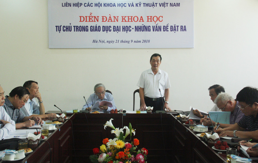 Diễn đàn khoa học: “Tự chủ trong giáo dục ĐH – những vấn đề đặt ra”