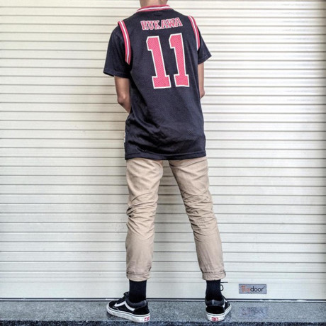 Chỉ với background cửa nhà, tín đồ thời trang tạo ra những outfit đẹp Chi voi background cua nha, tin do thoi trang tao ra nhung outfit dep