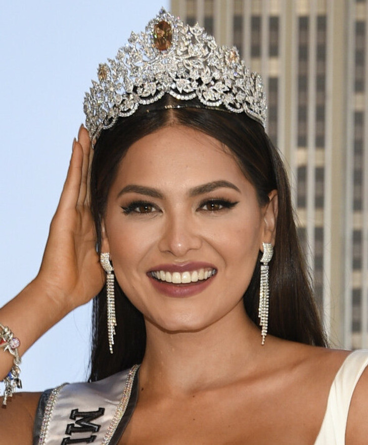 Năm 2020: Người đẹp Andrea Meza đến từ Mexico. Năm 2020: Người đẹp Andrea Meza đến từ Mexico.