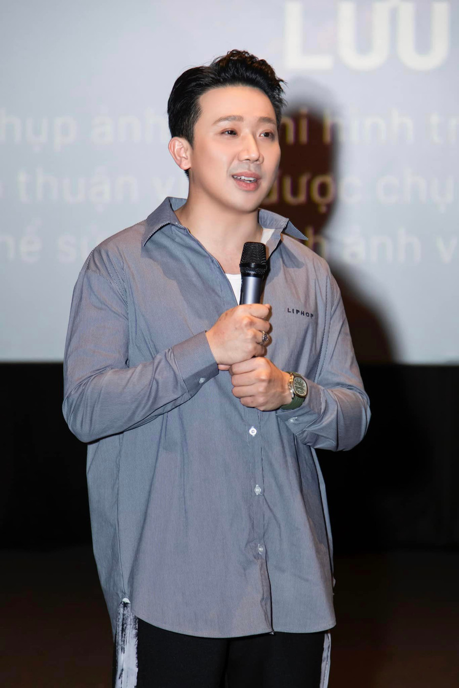 Trấn Thành chính thức lên tiếng giữa ồn ào bị tố hành xử ngôi sao. Trấn Thành chính thức lên tiếng giữa ồn ào bị tố hành xử ngôi sao.