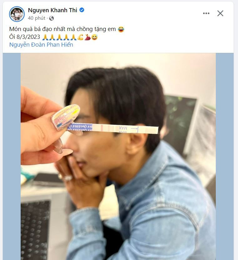 Khánh Thi đang mang thai người con thứ 3. Khánh Thi đang mang thai người con thứ 3.