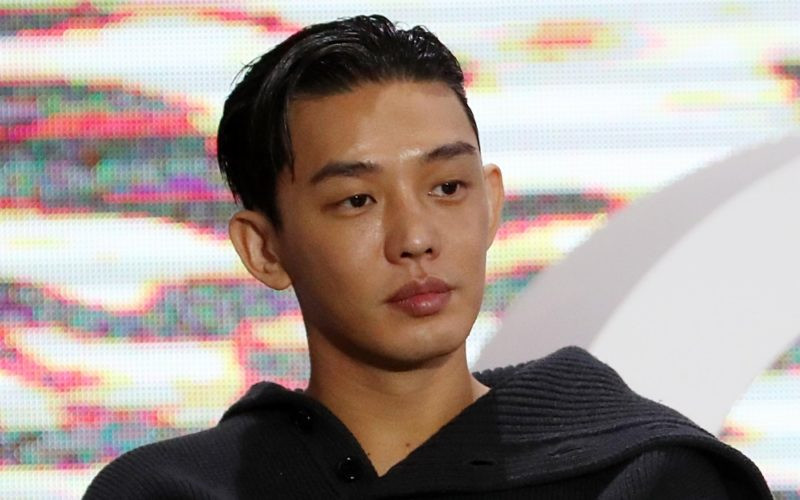 Nam diễn viên Yoo Ah In. Nam diễn viên Yoo Ah In.
