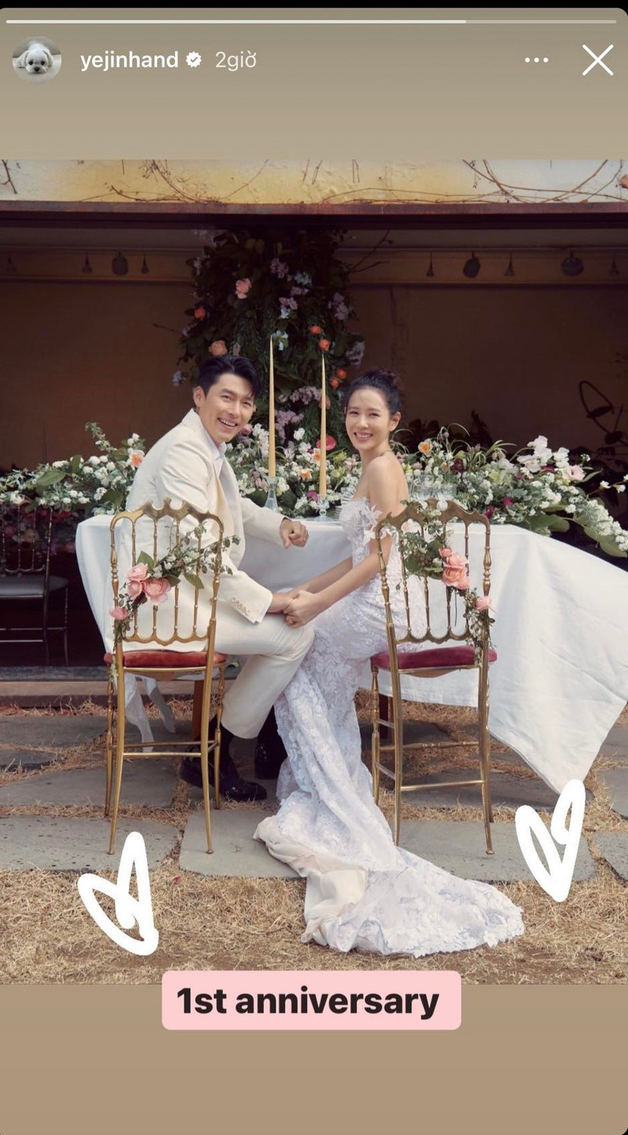 Son Ye Jin tung ảnh cưới ngọt ngào nhân dịp tròn 1 năm ngày cưới nhằm đập tan tin đồn ly hôn. Son Ye Jin tung ảnh cưới ngọt ngào nhân dịp tròn 1 năm ngày cưới nhằm đập tan tin đồn ly hôn.