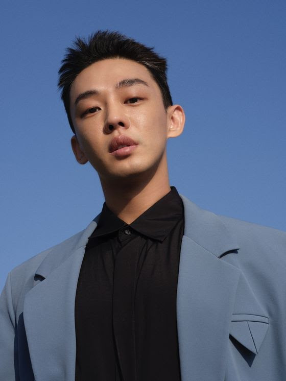 Nam diễn viên Yoo Ah In. Nam diễn viên Yoo Ah In.