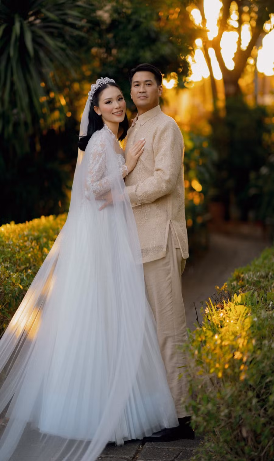 Linh Rin và Phillip Nguyễn đã tổ chức đám cưới tại Manila, Phillipines vào ngày 23/3 vừa qua.