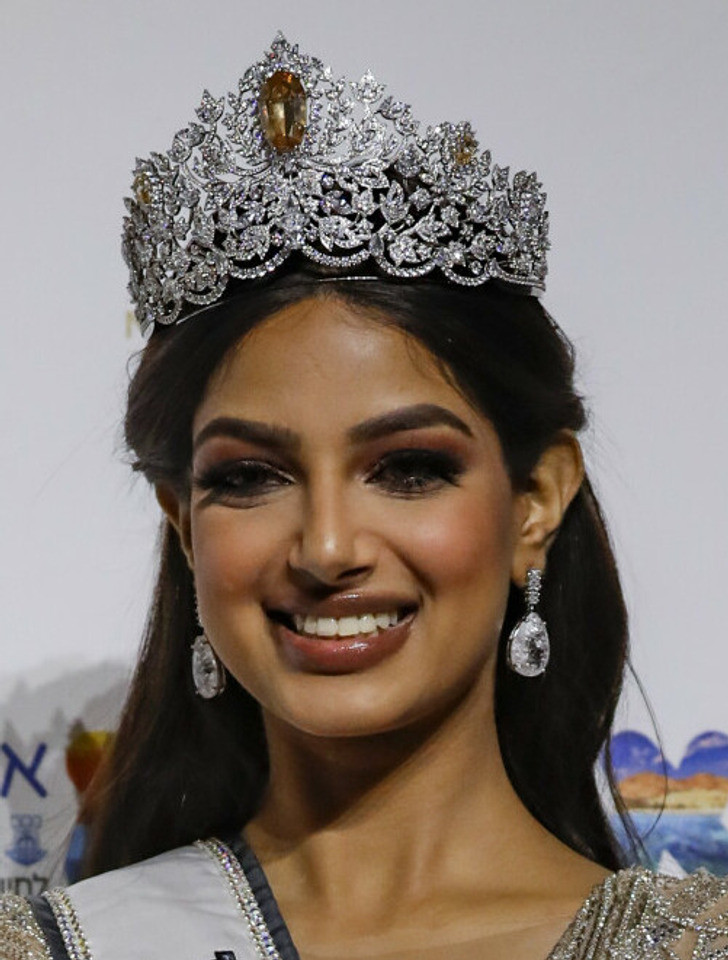 Năm 2021: Người đẹp Harnaaz Sandhu đến từ Ấn Độ. Năm 2021: Người đẹp Harnaaz Sandhu đến từ Ấn Độ.