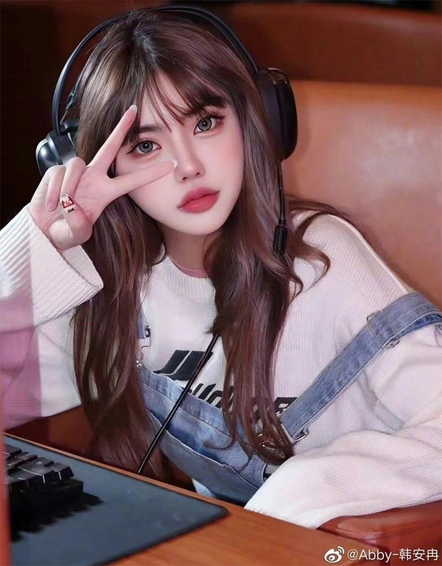 Hot girl, người mẫu Hàn An Nhiễm. Hot girl, người mẫu Hàn An Nhiễm.