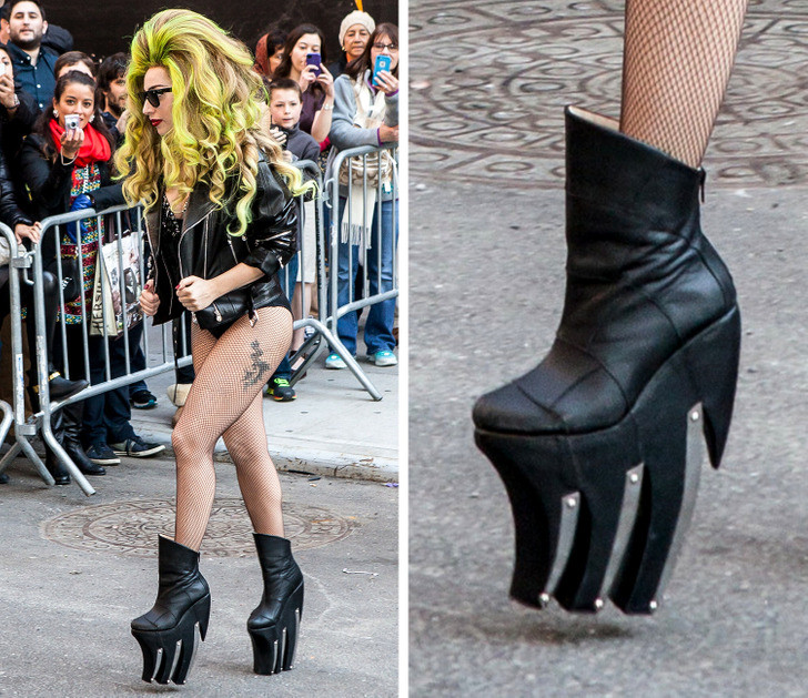 Khi xuất hiện trên The Late Show with David Letterman vào năm 2014, Lady Gaga đã chọn đôi bốt cực chất để làm điểm nhấn.