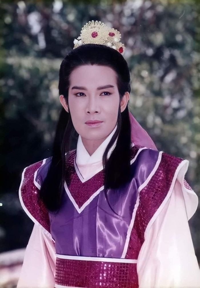 NSƯT Vũ Linh được xem là một trong những tượng đài bất hủ của sân khấu cải lương.