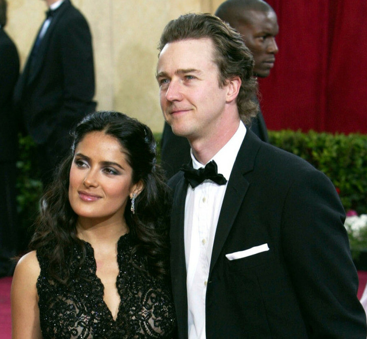 Salma Hayek và Edward Norton đã hẹn hò trong 4 năm.