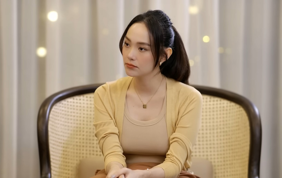 Minh Hằng lên tiếng đính chính về chuyện đang mang song thai. Minh Hằng lên tiếng đính chính về chuyện đang mang song thai.