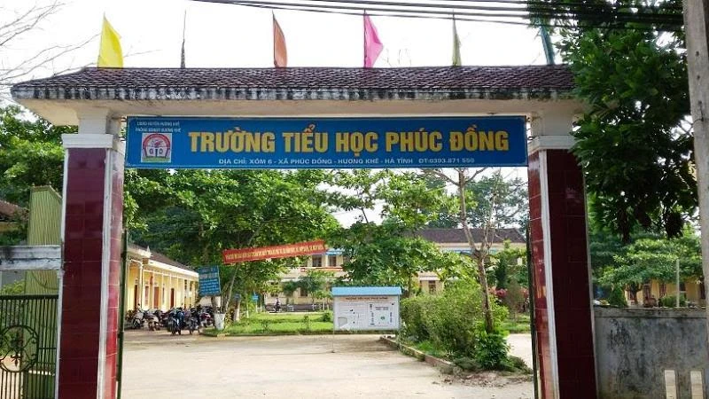 Trường tiểu học Phúc Đồng, nơi xảy ra sự việc.