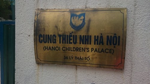 Cháy lớn cung Thiếu nhi Hà Nội