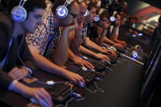 Chơi game giỏi liệu có dễ kiếm việc làm ảnh 2 Chơi game giỏi liệu có dễ kiếm việc làm