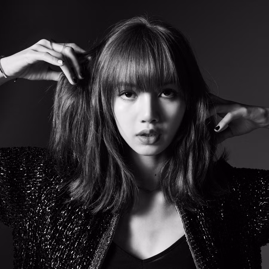 Lisa của BLACKPINK được đồn đón sẽ ra mắt album solo vào tháng 6?