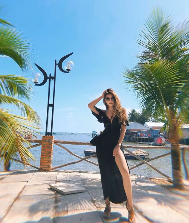 Ngắm 9X xinh đẹp, thân hình nóng bỏng mang đai đen võ Vịnh Xuân ảnh 3